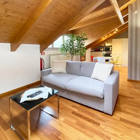 Appartement Cozy With View - Laghi E Sentieri - Dolzago